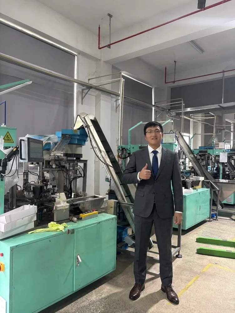 SathiPro team and supplier partners in China